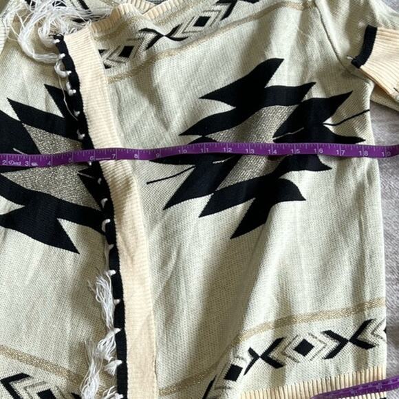 Fringed Aztec Print Open Front Cardigan Size L - Picture 7 of 9